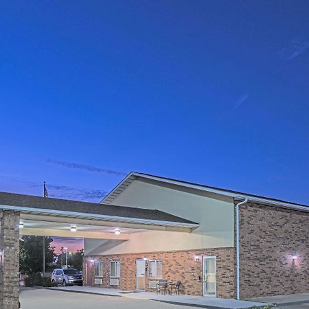 Super 8 By Wyndham Potosi Hotel Exterior foto
