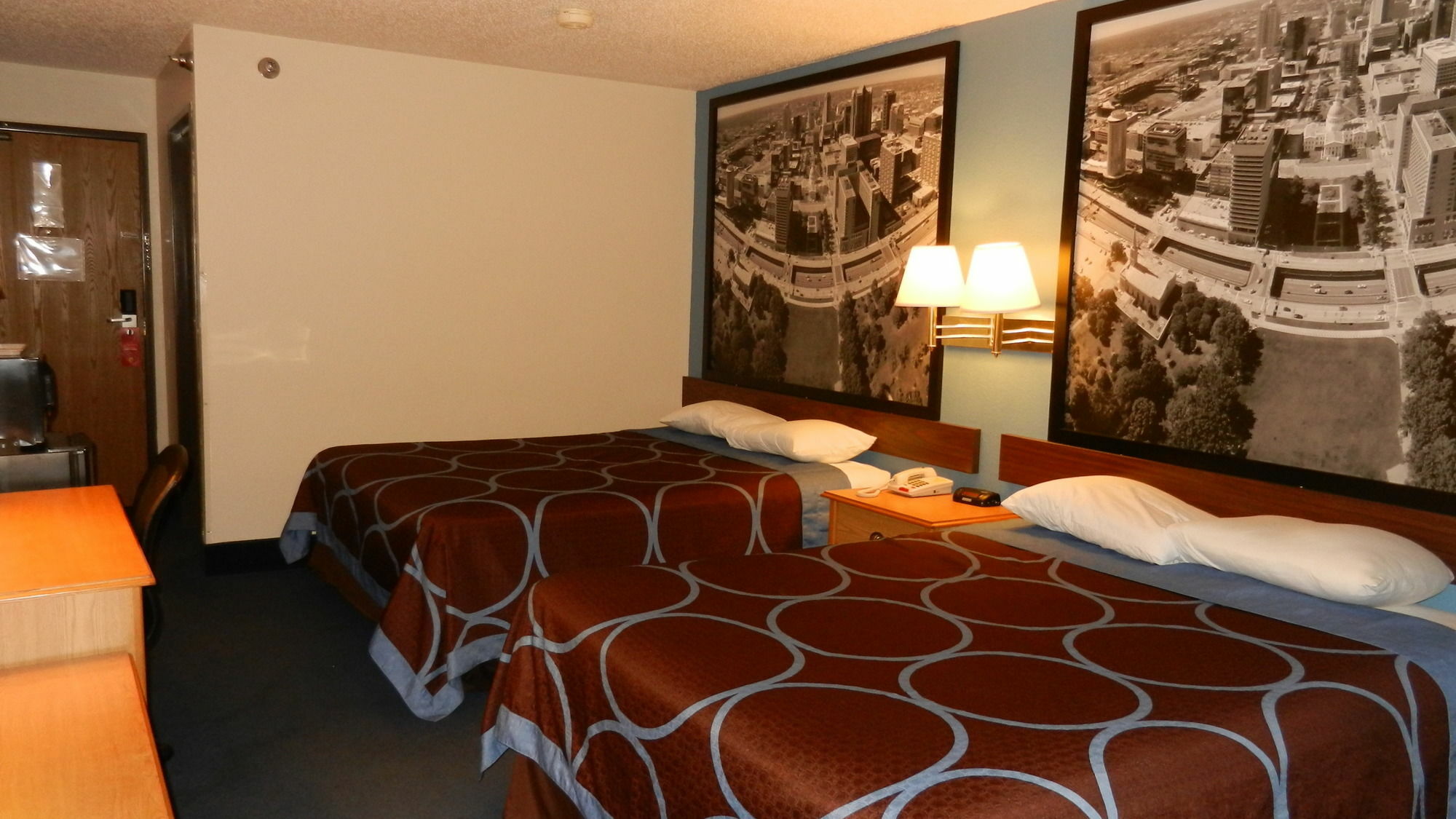 Super 8 By Wyndham Potosi Hotel Exterior foto